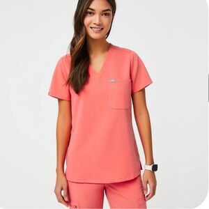 Figs Catarina scrub top